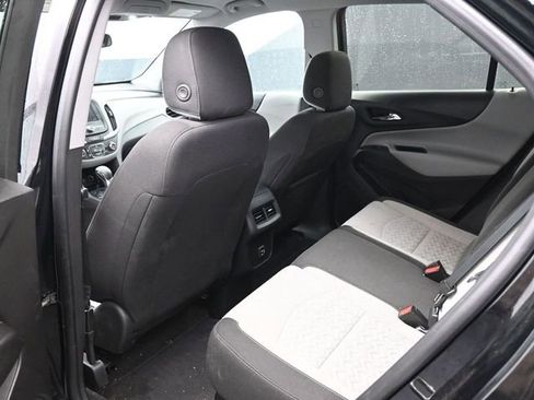 Used 2023 Chevrolet Equinox LT image 14