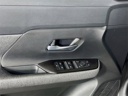 New 2026 Nissan Kicks SV image 17