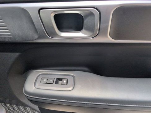 Used 2025 Hyundai Santa Fe SEL FWD image 33