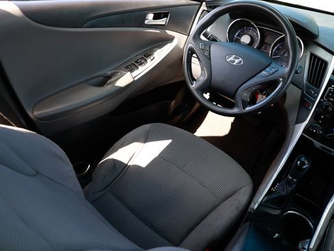 Used 2011 Hyundai Sonata GLS image 20