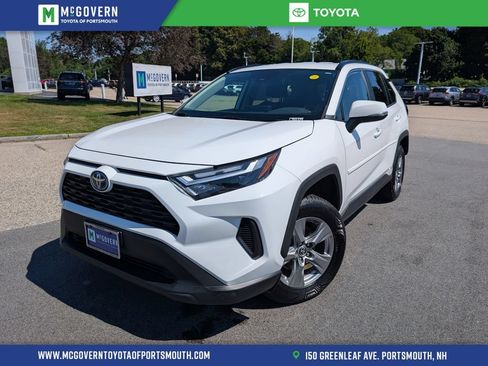 Used 2024 Toyota RAV4 LE AWD/4WD image 1