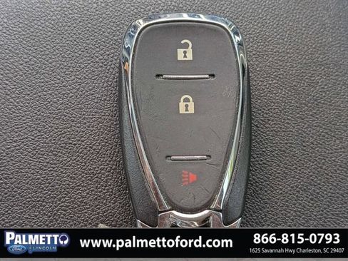 Used 2018 Chevrolet Equinox LS AWD/4WD image 26