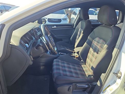 Used 2017 Volkswagen GTI Sport image 12