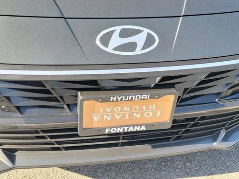 New 2026 Hyundai Elantra SEL Sport FWD image 34