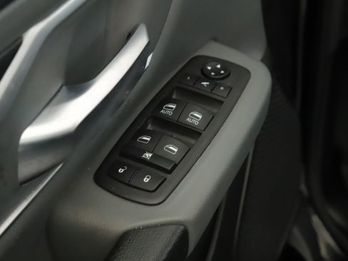 Used 2022 RAM 1500 Big Horn AWD/4WD image 7