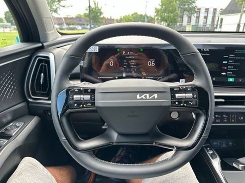 New 2026 Kia Sorento S w/ S Panoramic Sunroof Package FWD image 42