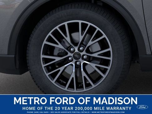 New 2025 Ford Escape SE FWD image 21