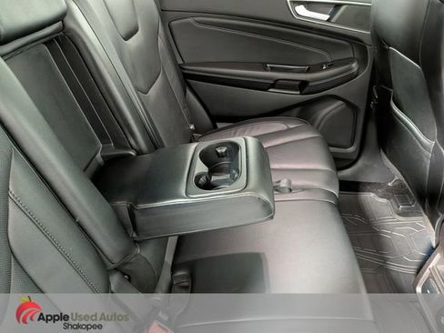Used 2016 Ford Edge Titanium w/ Equipment Group 302A AWD/4WD image 43