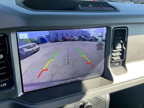 Used 2024 Ford Bronco Big Bend image 21