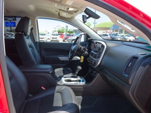 Used 2019 Chevrolet Colorado ZR2 w/ ZR2 Dusk Special Edition image 32