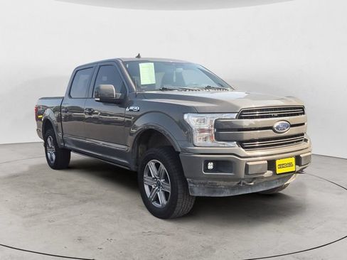 Used 2018 Ford F150 Lariat w/ Equipment Group 502A Luxury AWD/4WD image 3