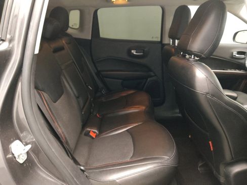 Used 2019 Jeep Compass Trailhawk image 19