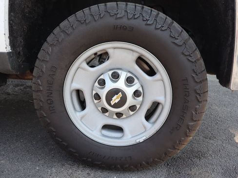 Used 2016 Chevrolet Silverado 2500 W/T AWD/4WD image 37