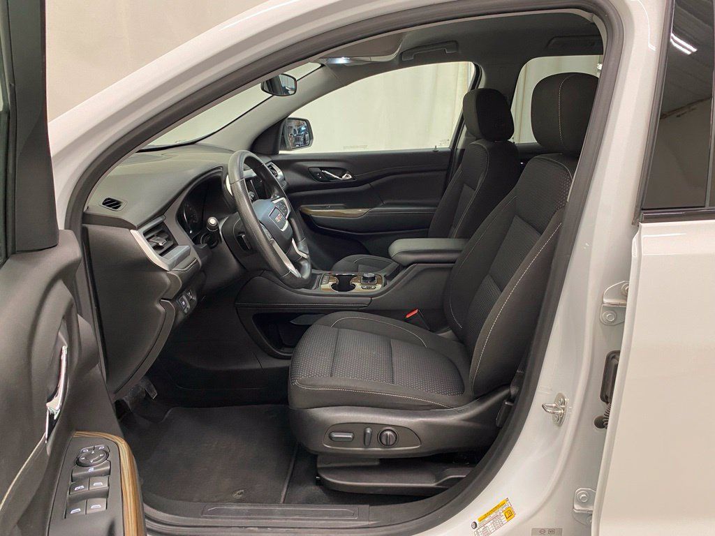 Used 2023 GMC Acadia SLE w/ Infotainment Package AWD/4WD image 14