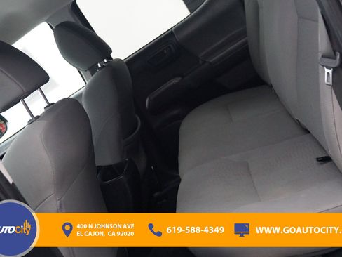 Used 2019 Toyota Tacoma SR5 image 14