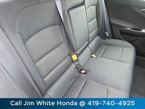 Used 2016 Chevrolet Malibu LT image 20