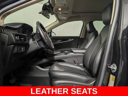 Used 2023 Lincoln Nautilus Reserve w/ Monochromatic Package AWD/4WD image 10