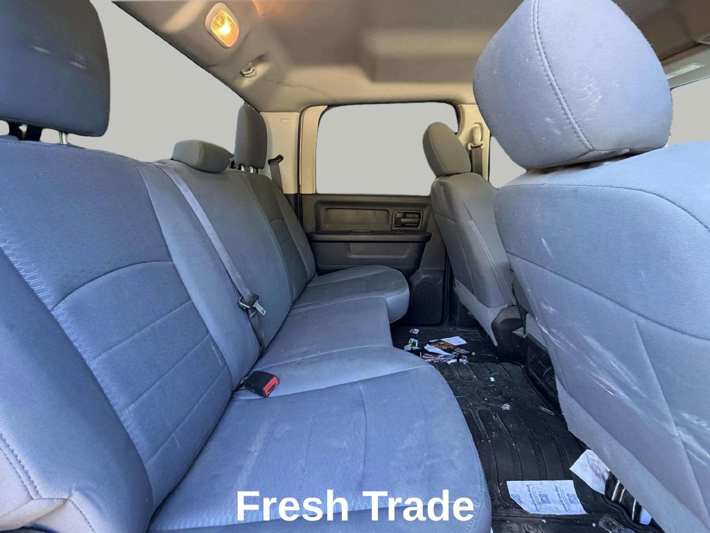 Used 2018 RAM 2500 Tradesman w/ Chrome Appearance Group AWD/4WD image 9