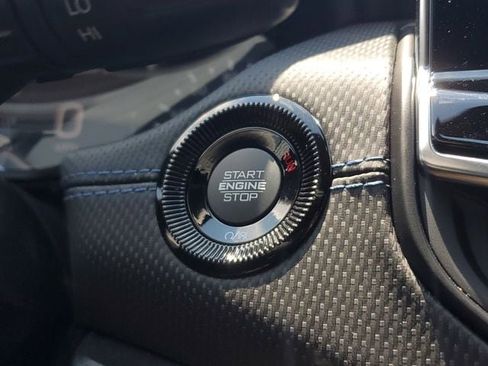 New 2025 Jeep Compass Limited w/ Sun & Sound Group image 36