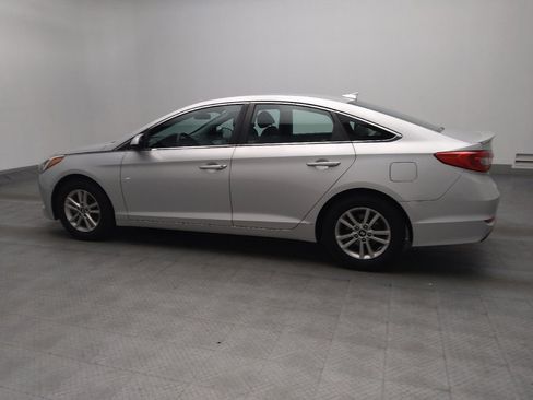 Used 2015 Hyundai Sonata SE image 3