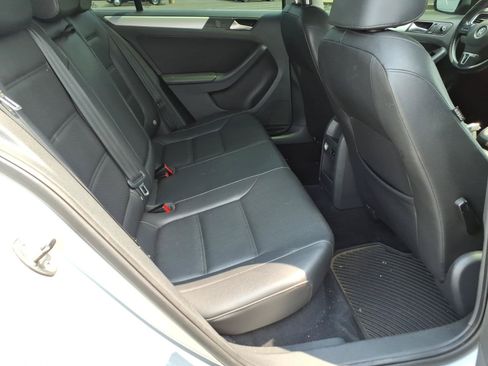 Used 2014 Volkswagen Jetta SE FWD image 22
