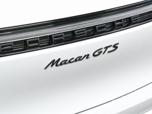New 2026 Porsche Macan GTS image 45