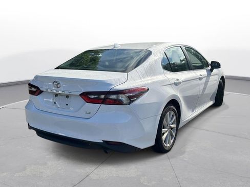 Used 2024 Toyota Camry LE FWD image 6