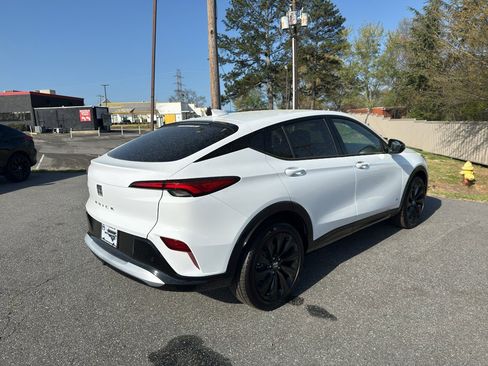 New 2026 Buick Envista Sport Touring image 5