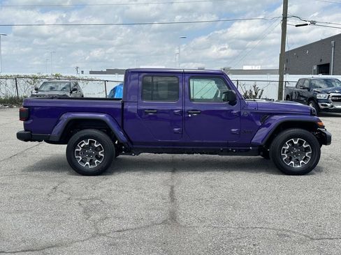 New 2026 Jeep Gladiator Mojave AWD/4WD image 2