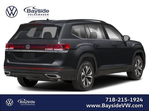 New 2026 Volkswagen Atlas SE image 2