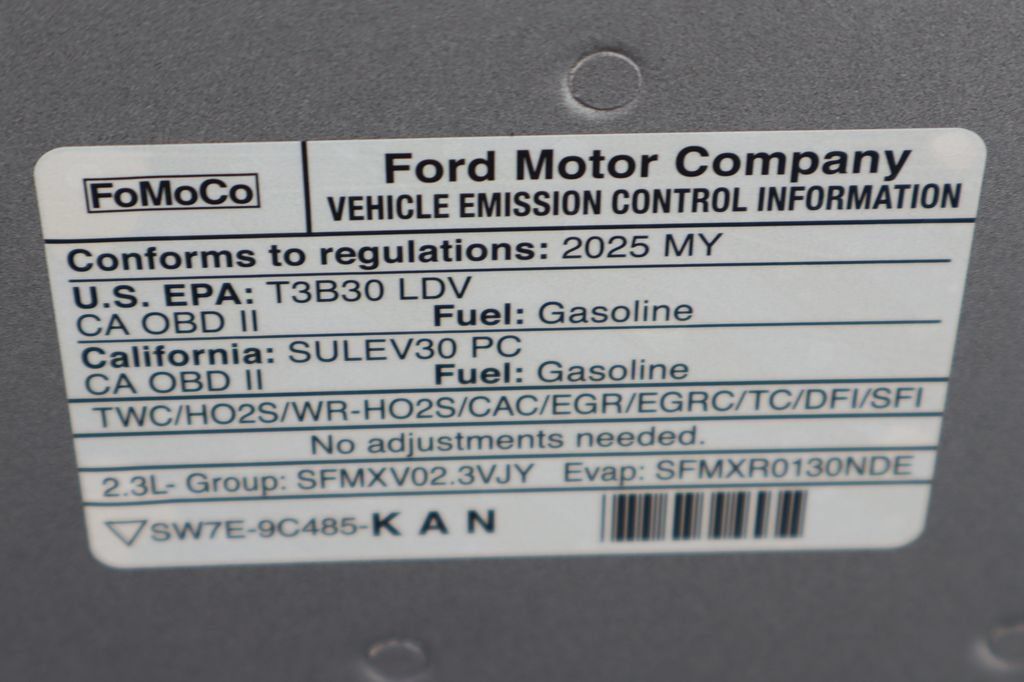 Used 2025 Ford Mustang Coupe RWD image 14