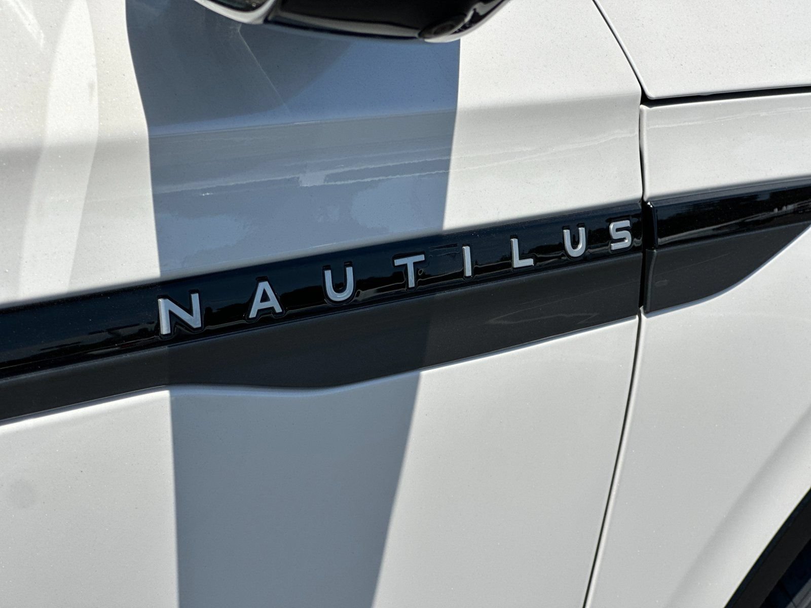 New 2026 Lincoln Nautilus Reserve w/ Jet Appearance Package AWD/4WD image 25