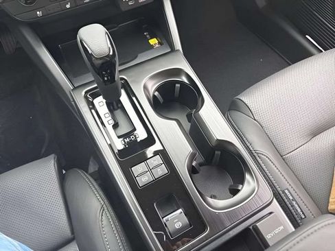 New 2026 Subaru Outback Touring AWD/4WD image 15
