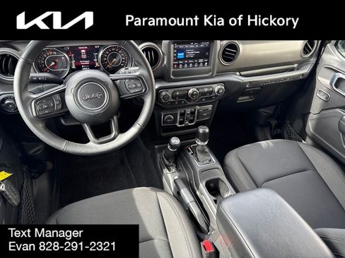 Used 2022 Jeep Wrangler Unlimited Sport AWD/4WD image 17