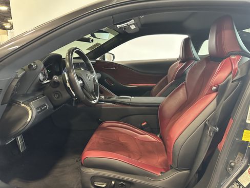 Used 2018 Lexus LC 500 Coupe w/ Sport Package RWD image 3
