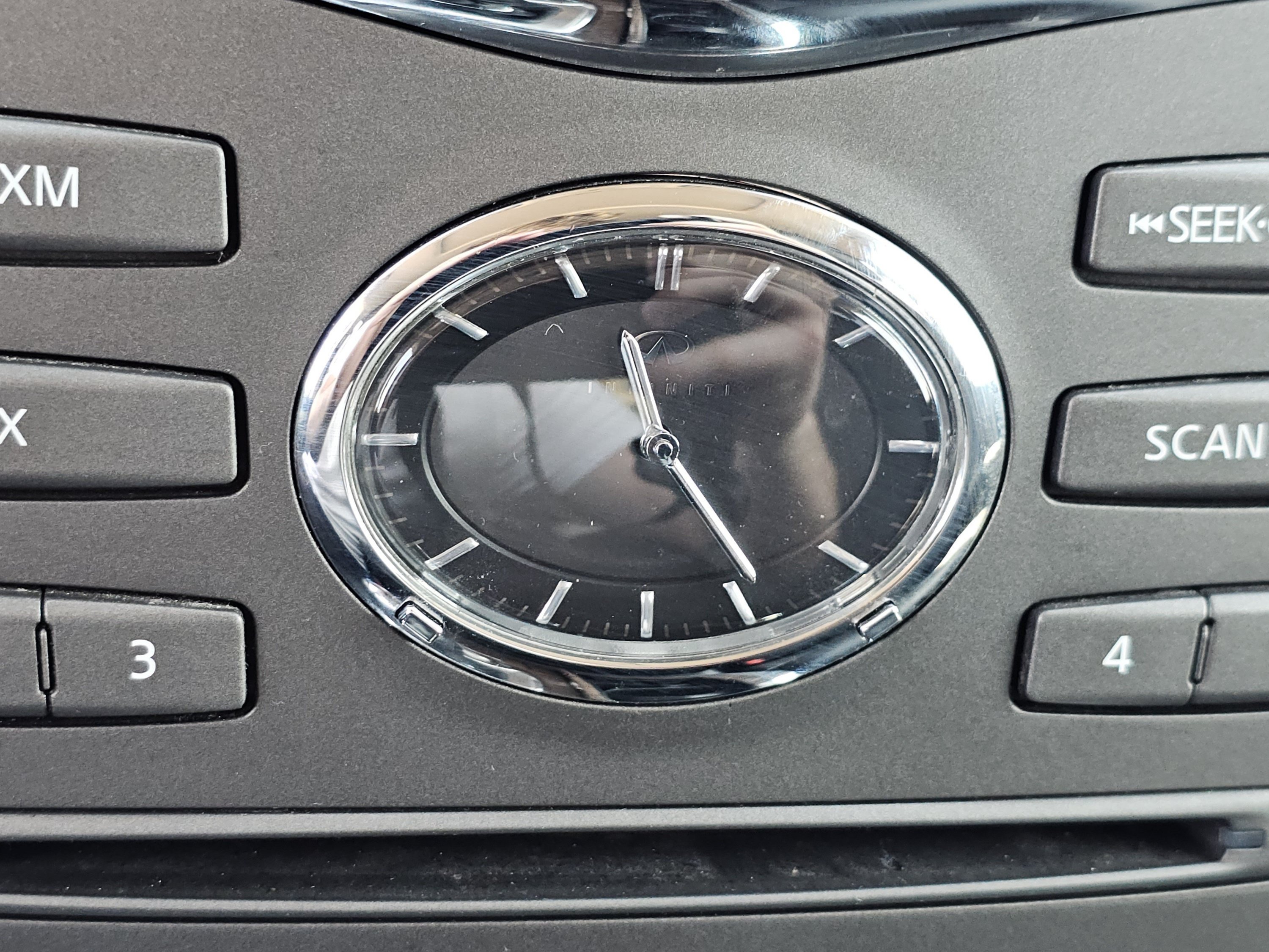 Used 2015 INFINITI QX80 4WD w/ 22" Wheel Package image 12