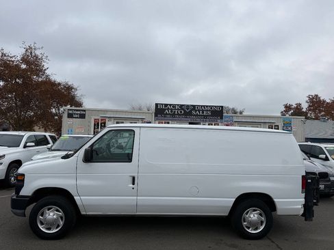 Used 2011 Ford E-150 and Econoline 150 w/ Commercial Cargo Van Pkg image 9
