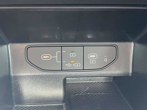 Used 2025 Kia Sorento EX w/ Panoramic Sunroof Package FWD image 40