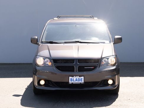 Used 2017 Dodge Grand Caravan GT FWD image 20