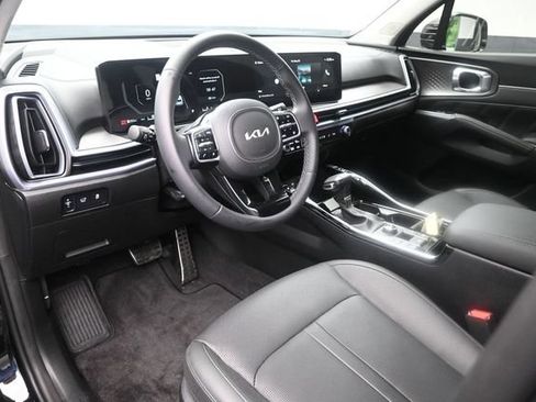 Used 2025 Kia Sorento SX FWD image 20