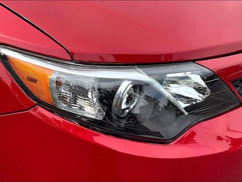 Used 2014 Toyota Camry SE w/ Moonroof Package FWD image 27