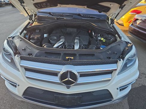 Used 2014 Mercedes-Benz GL 550 4MATIC image 68