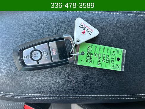 Used 2022 Ford Escape SE w/ SE Sport Appearance Package FWD image 27