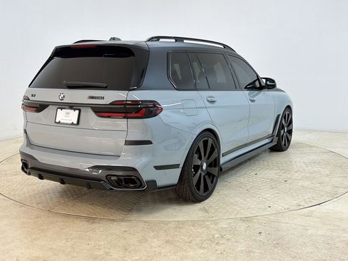 Used 2025 BMW X7 M60i AWD/4WD image 9