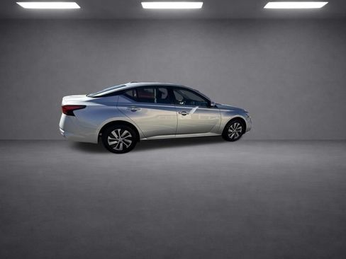 Used 2021 Nissan Altima 2.5 S FWD image 13
