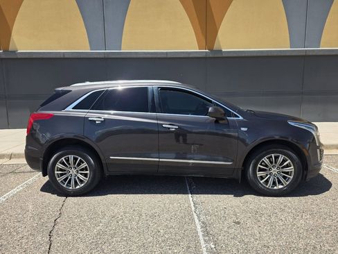 Used 2017 Cadillac XT5 Luxury w/ Driver Awareness Package AWD/4WD image 3