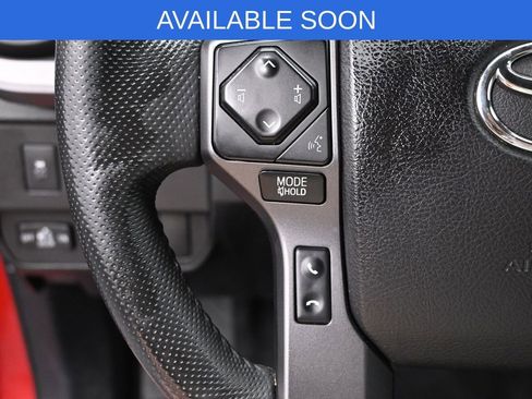 Used 2020 Toyota Tacoma TRD Off-Road image 17