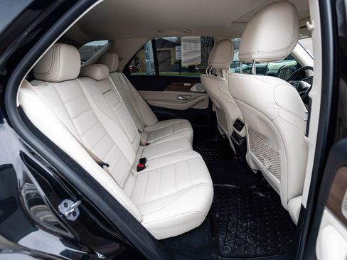 Used 2024 Mercedes-Benz GLE 450 4MATIC image 30