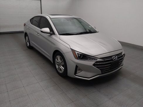 Used 2019 Hyundai Elantra Value Edition FWD image 13