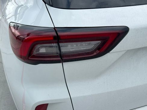 Used 2023 Ford Escape ST-Line image 12